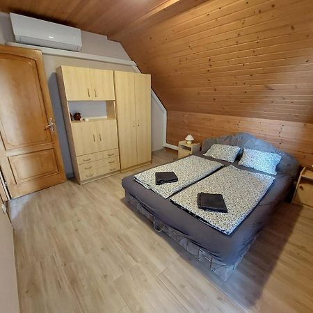 Panna Apartmanhaz Balatonlelle Eksteriør bilde