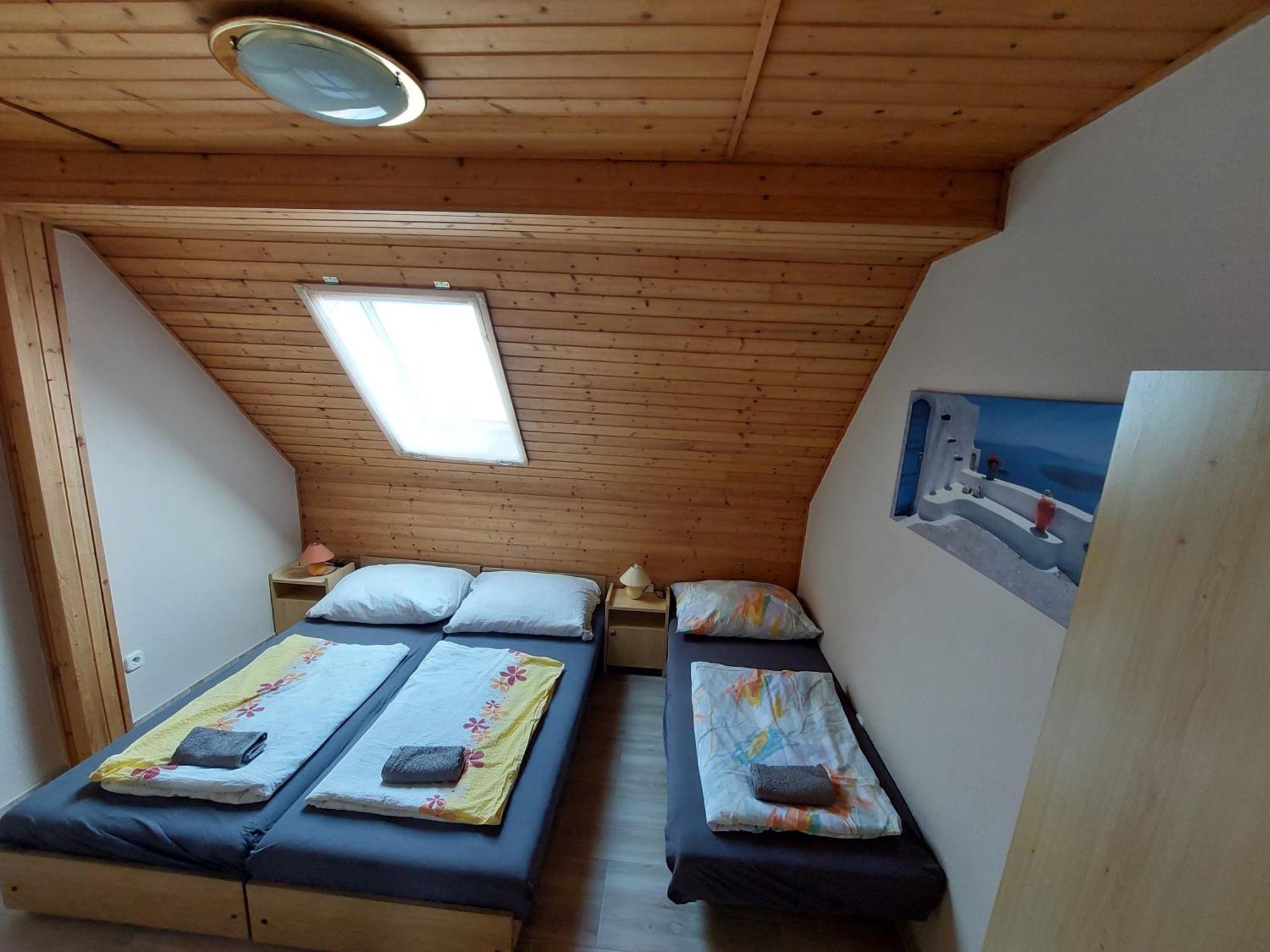 Panna Apartmanhaz Balatonlelle Eksteriør bilde